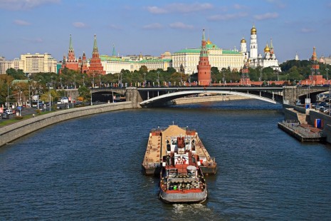 Фотообои московский канал