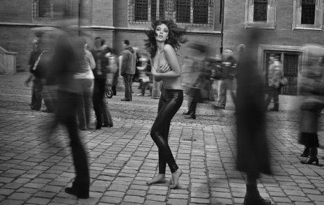 Фотообои прохожие